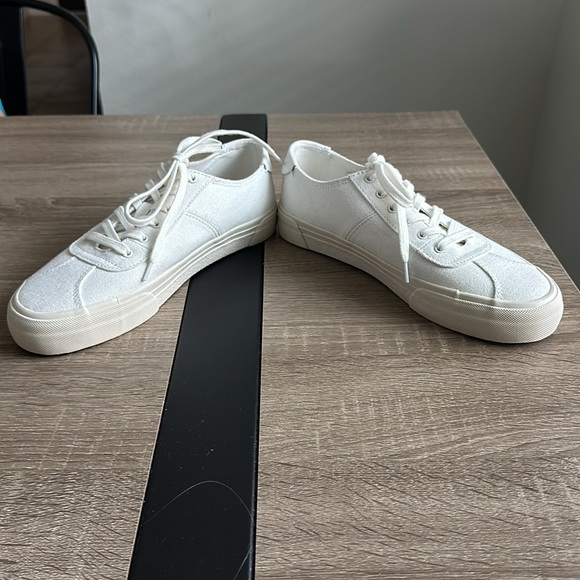 NWOT Madewell Low-Top Canvas Sneakers - Picture 2 of 6
